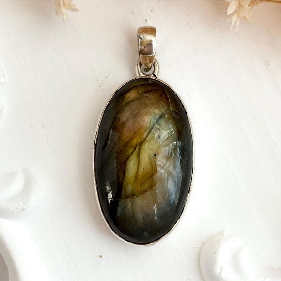 Labradorite XL Gemstone Bezel Set Sterling Silver 925 Vintage Statement Pendant - Picture 1 of 10